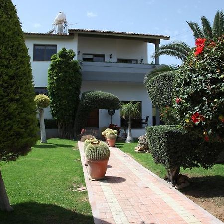 Residence L' Aubrais Limisso Esterno foto