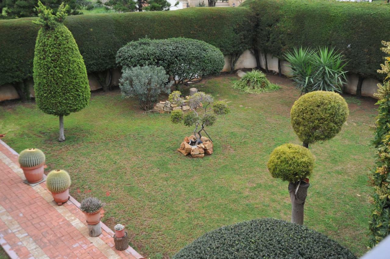 Residence L' Aubrais Limisso Esterno foto