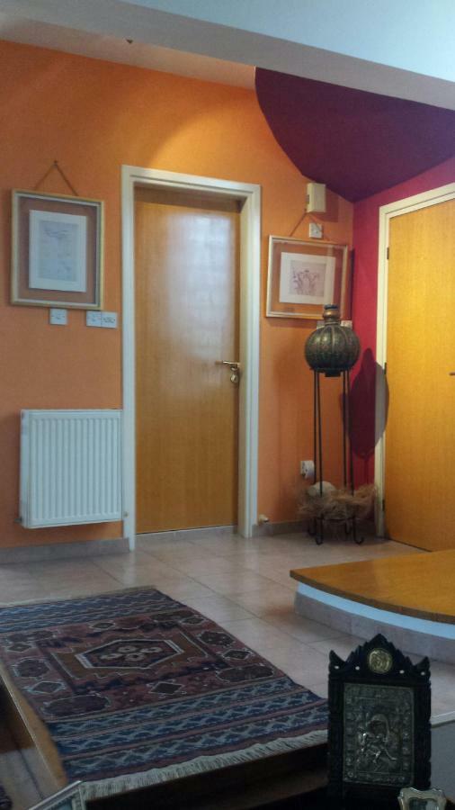Residence L' Aubrais Limisso Esterno foto