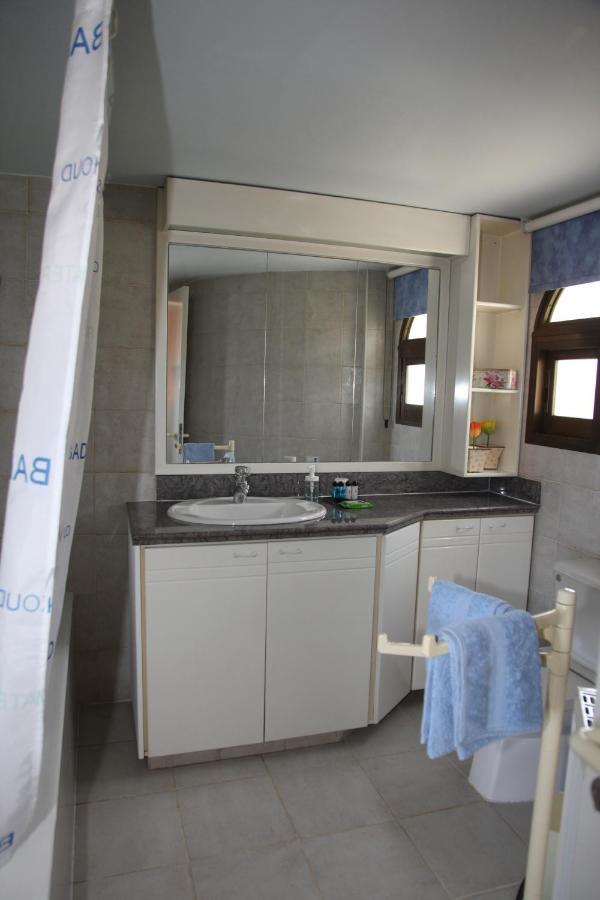 Residence L' Aubrais Limisso Esterno foto