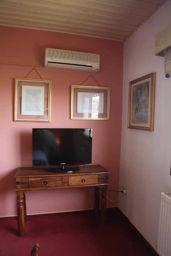 Residence L' Aubrais Limisso Esterno foto