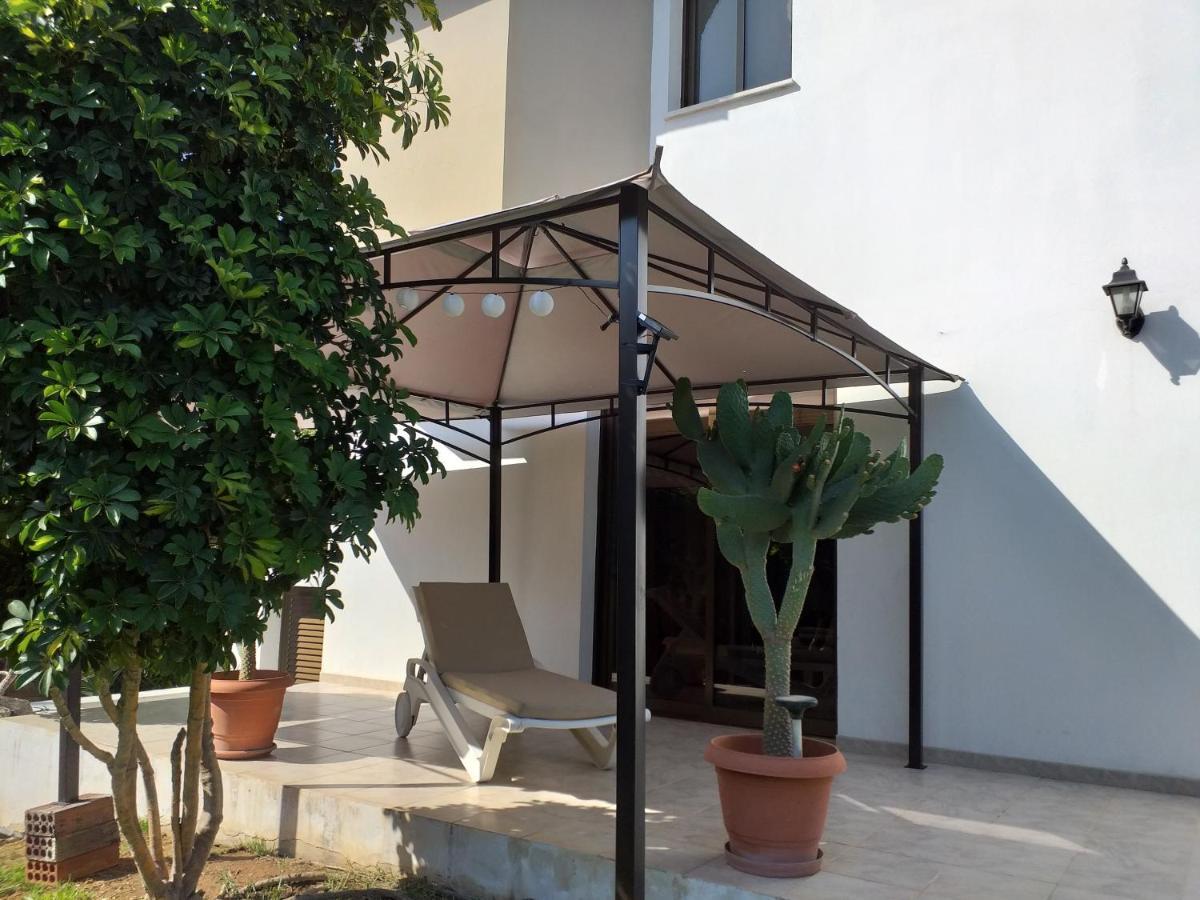 Residence L' Aubrais Limisso Esterno foto